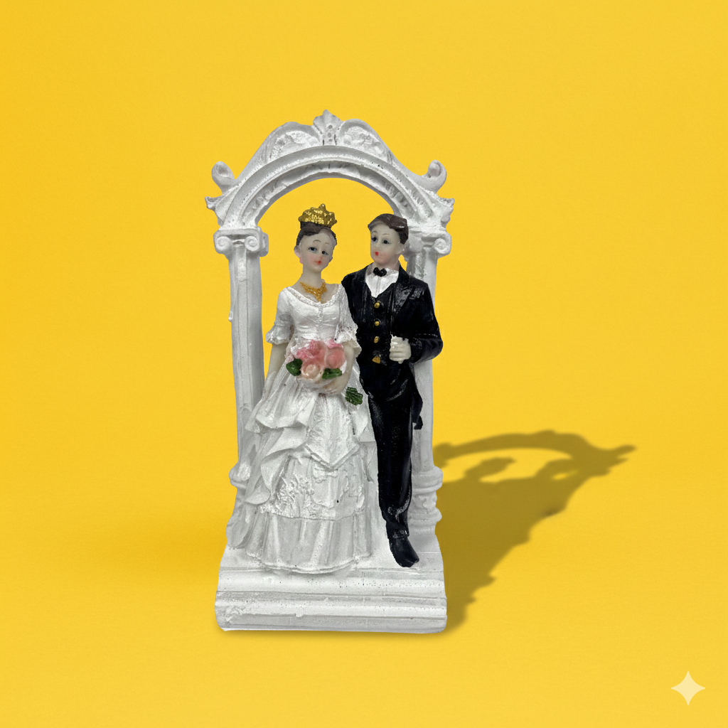 CAKE TOY STATUE  JUST MARRIED COUPLE  1 PC